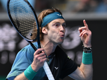 想站上国际 想站上国际