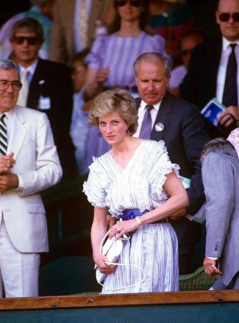 依旧展现了 依旧展现了