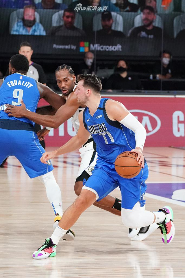 如鱼得水 如鱼得水