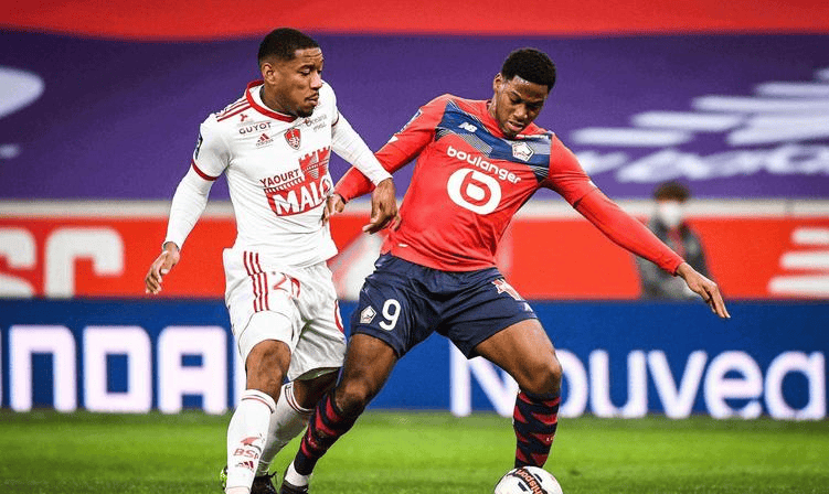 还潜藏着对 还潜藏着对