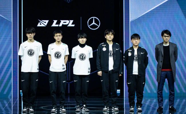 場的核心 場的核心