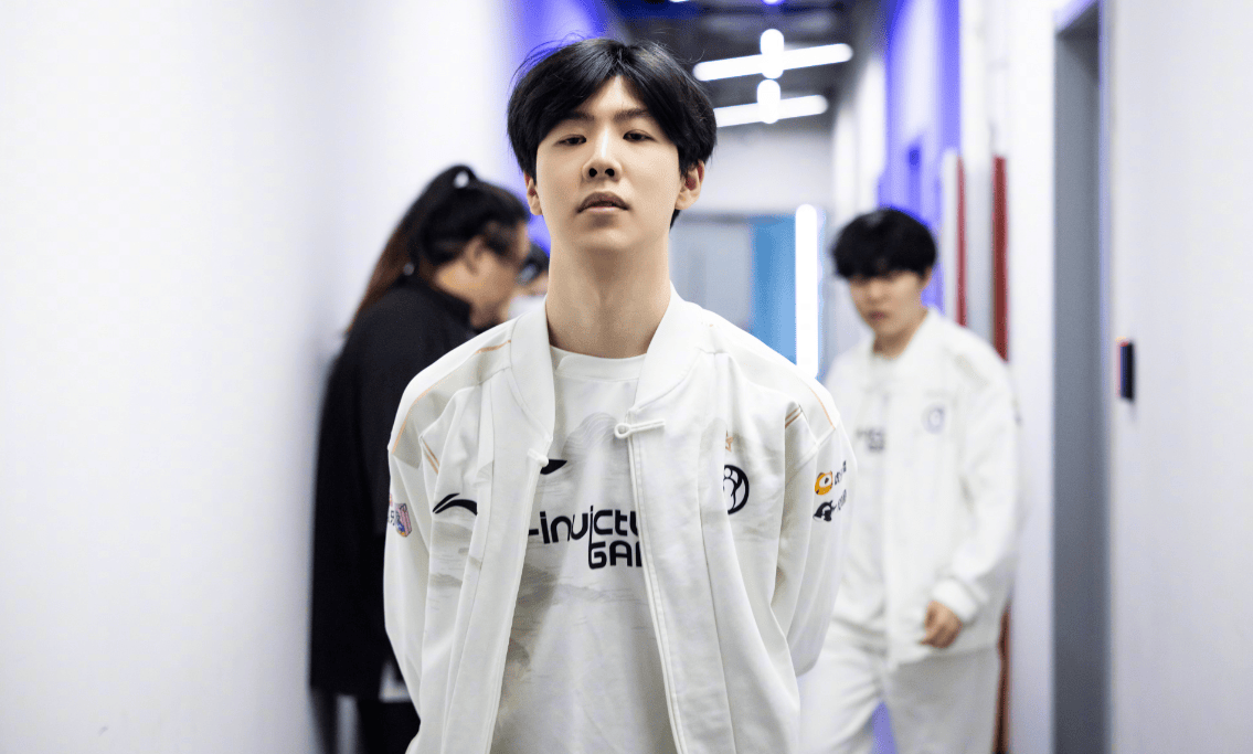 当他被邀请 当他被邀请