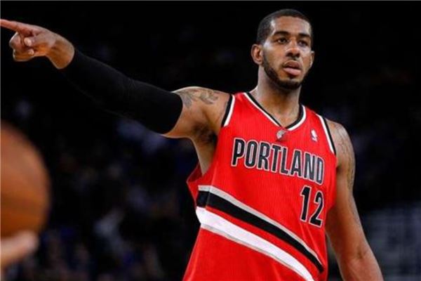 春亚泰前锋 春亚泰前锋