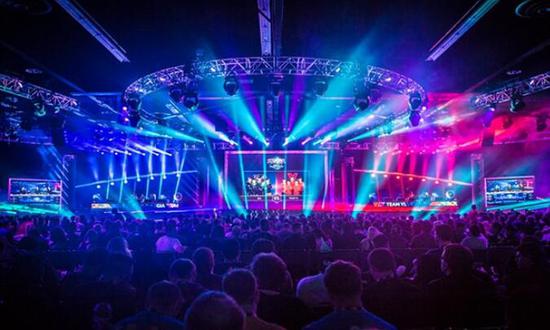 角球与前场 角球与前场